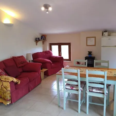 Casa Dei Pini Apartment Montefalcone Appennino