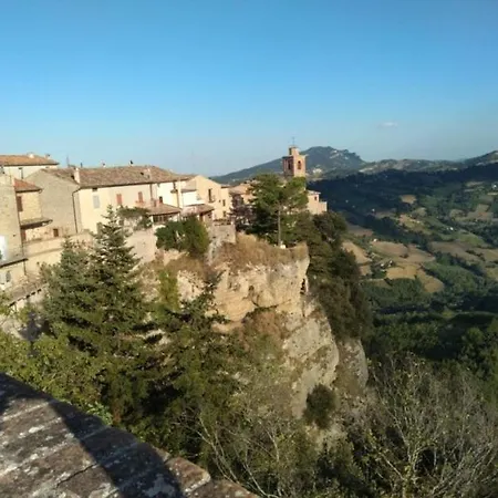 Casa Dei Pini Apartment Montefalcone Appennino